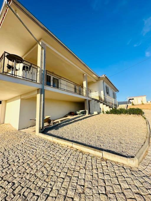 Vila Reis House Torre de Dona Chama Exteriér fotografie